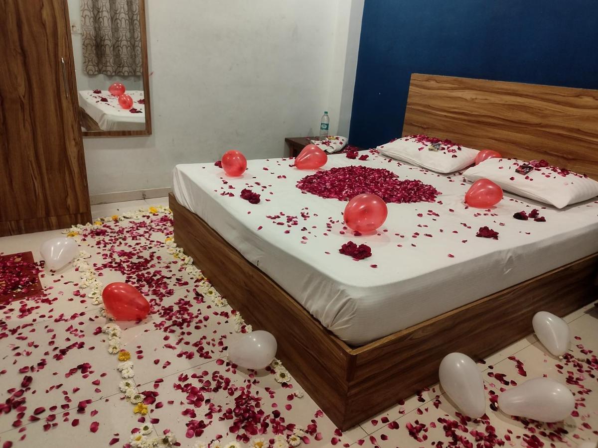 Hotel Guru Kripa - 500Mtr From Shreenathji Temple Nathdwara Luaran gambar
