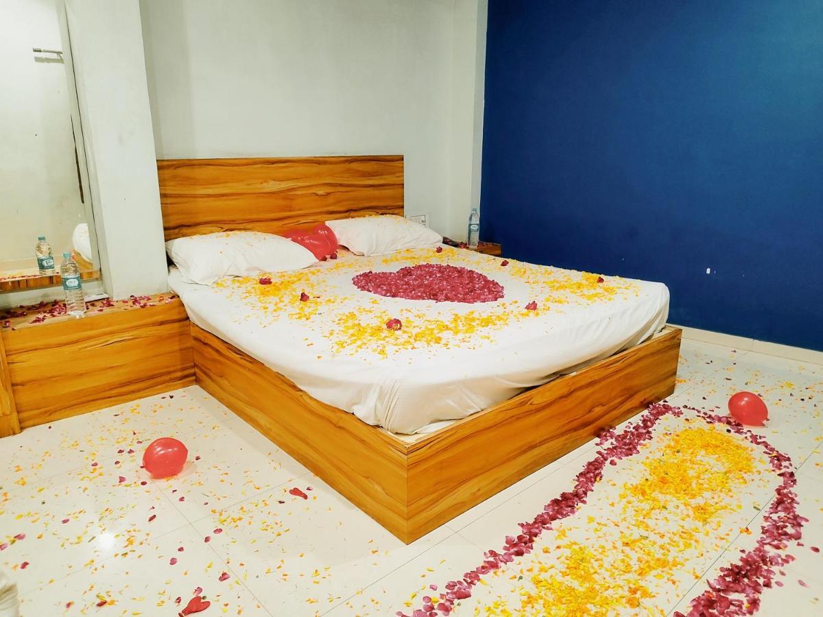 Hotel Guru Kripa - 500Mtr From Shreenathji Temple Nathdwara Luaran gambar